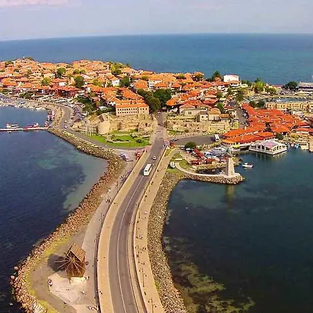 Hotell The White House Nesebar