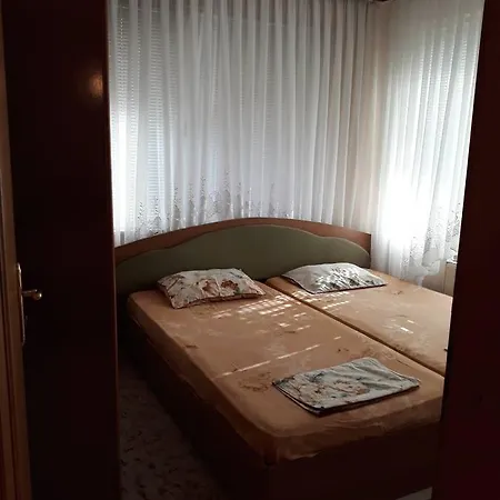 The White House Hotell 3*