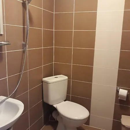 Hotell The White House 3*